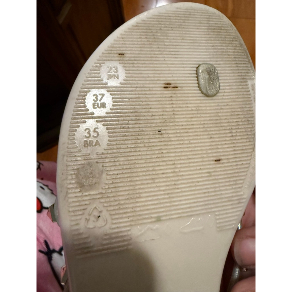 Women's Melissa Beige Silver Studded Bow Thong Sandals Size 7 - Picture 4 of 4
